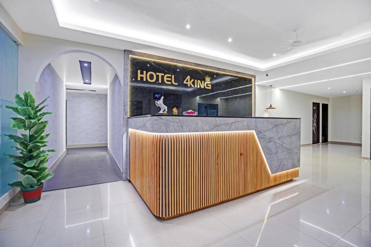 Collection O 83775 Hotel 4King Szúrat Kültér fotó
